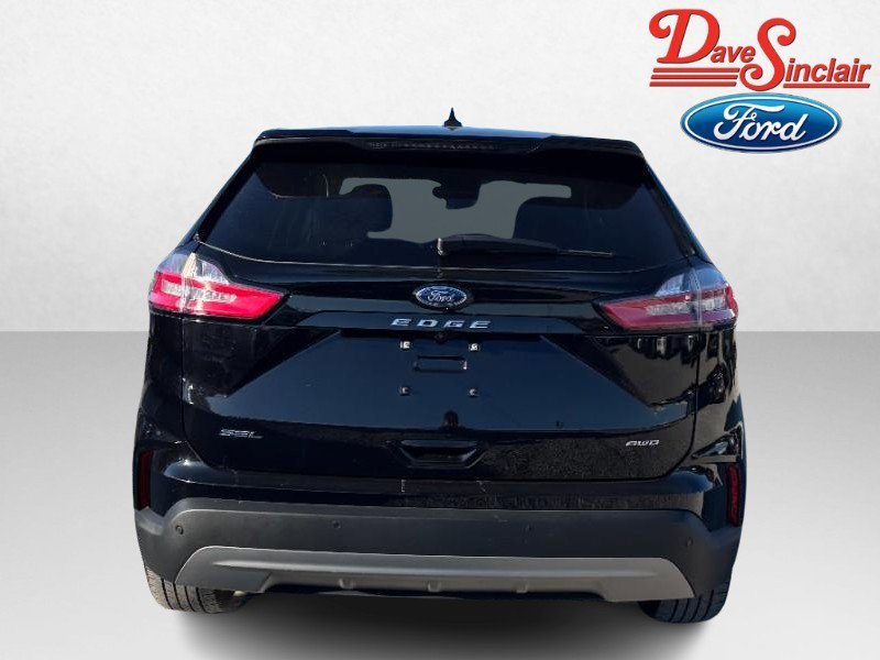 Used 2022 Ford Edge SEL w/ Convenience Package image 8