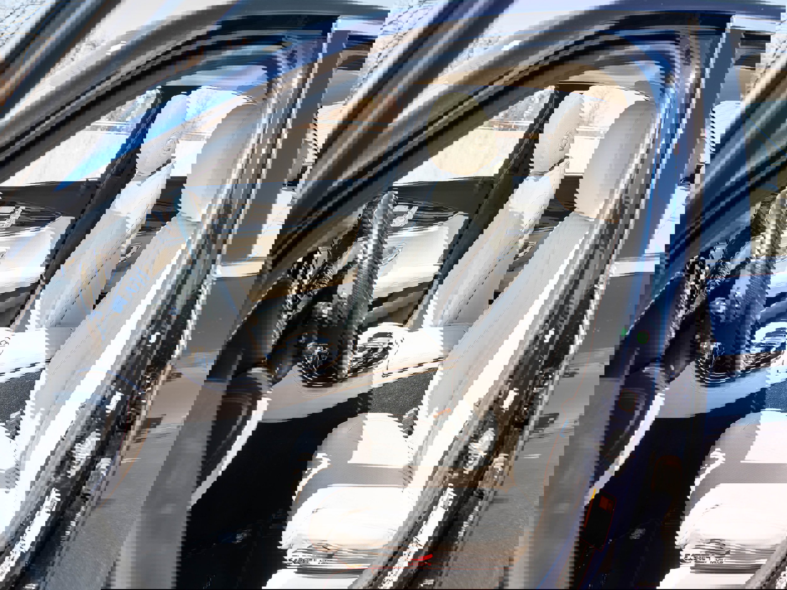 Used 2017 Mercedes-Benz E 300 image 13