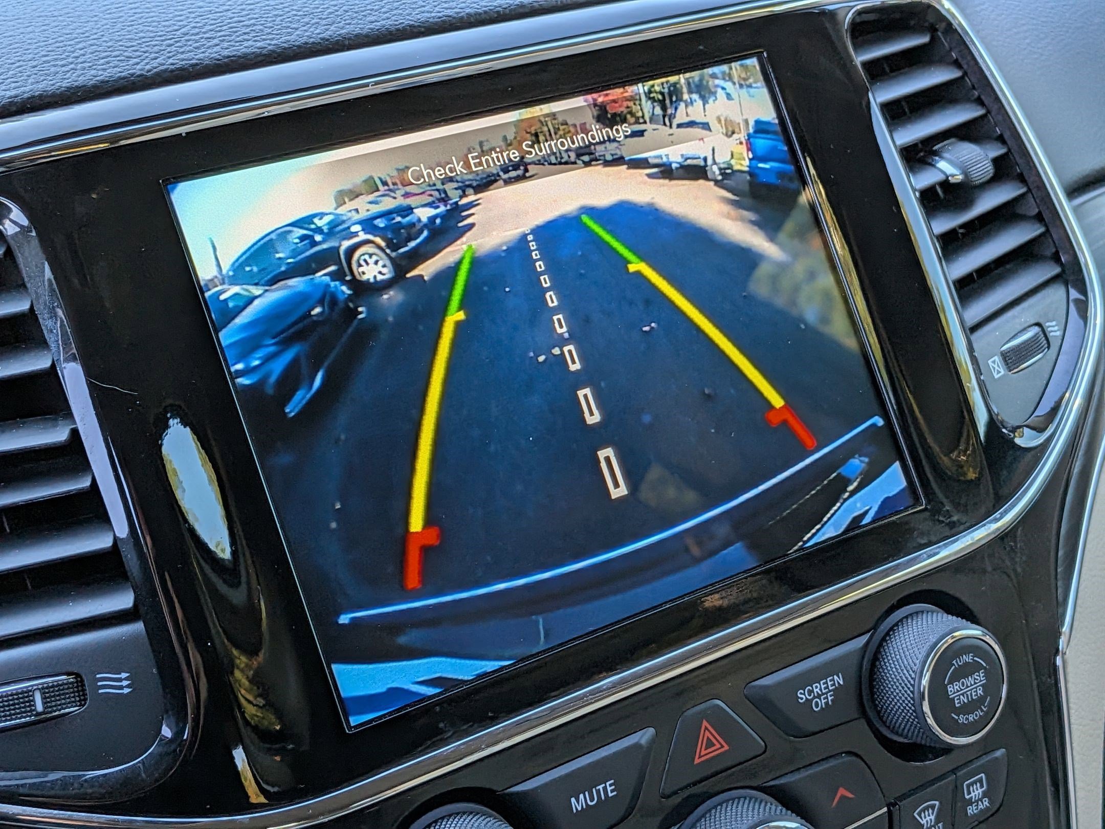 Used 2021 Jeep Grand Cherokee Limited w/ Sun & Sound Group image 21