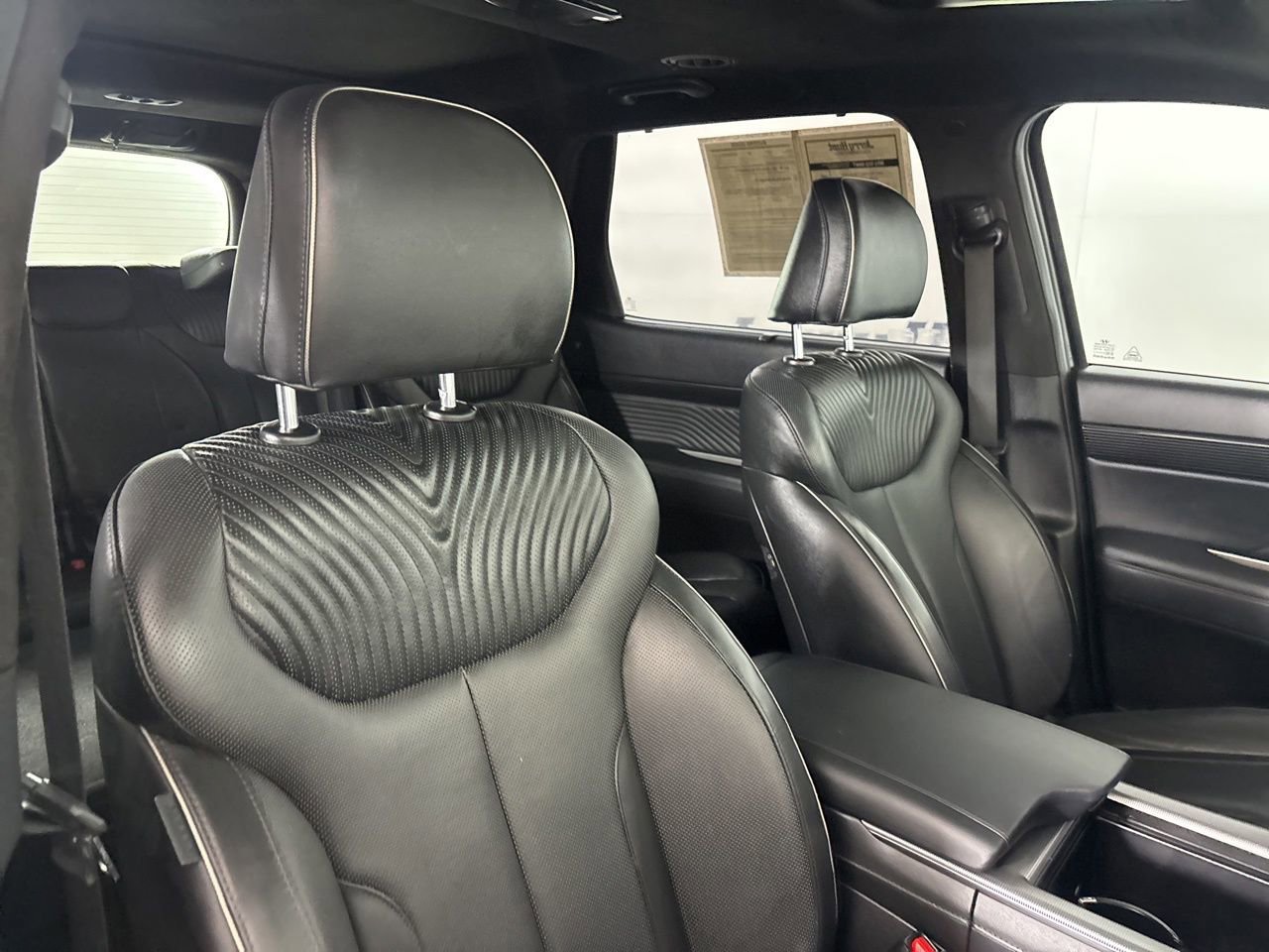 Used 2023 Hyundai Palisade Calligraphy image 30