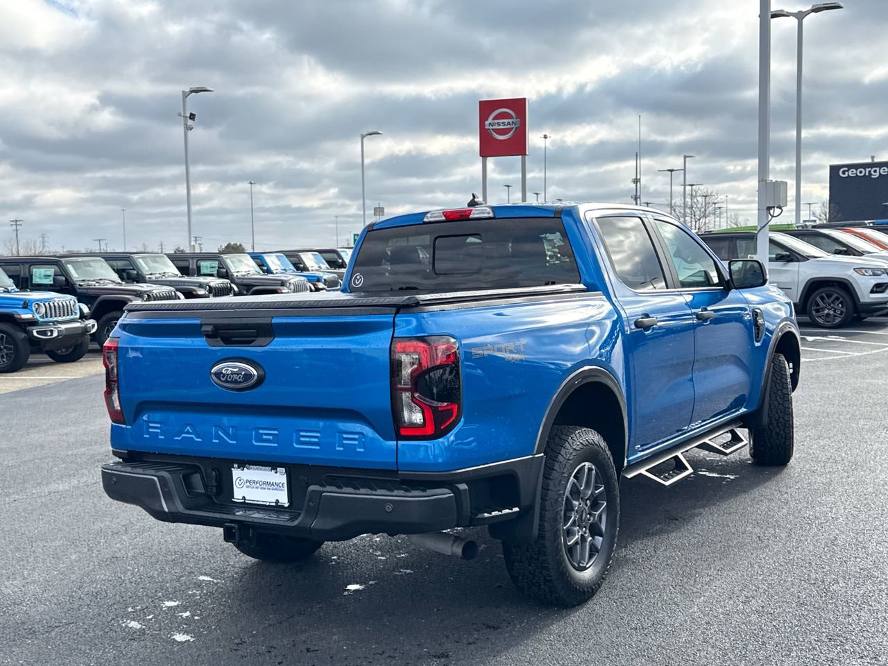 Used 2024 Ford Ranger XLT w/ Equipment Group 301A Mid image 3