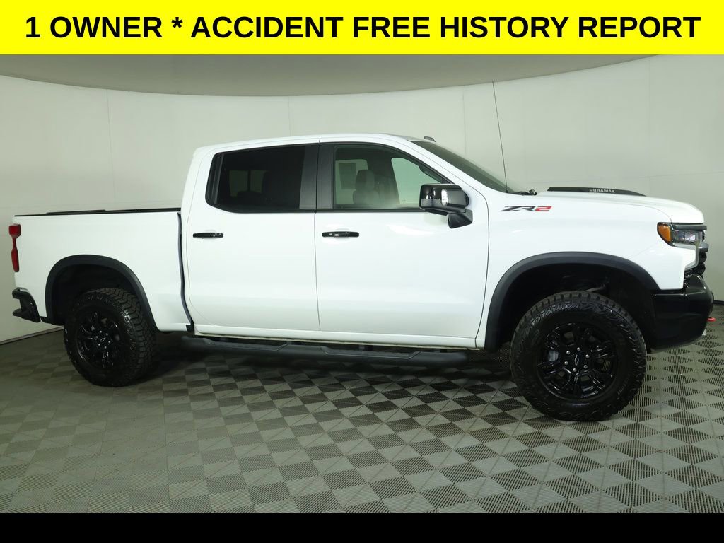 Used 2025 Chevrolet Silverado 1500 ZR2 w/ Technology Package image 2