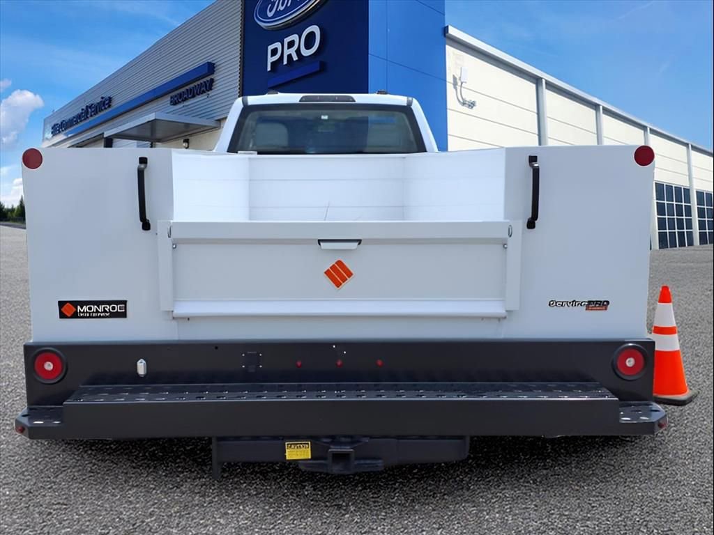 Used 2024 Ford F550 4x4 Regular Cab Super Duty image 26