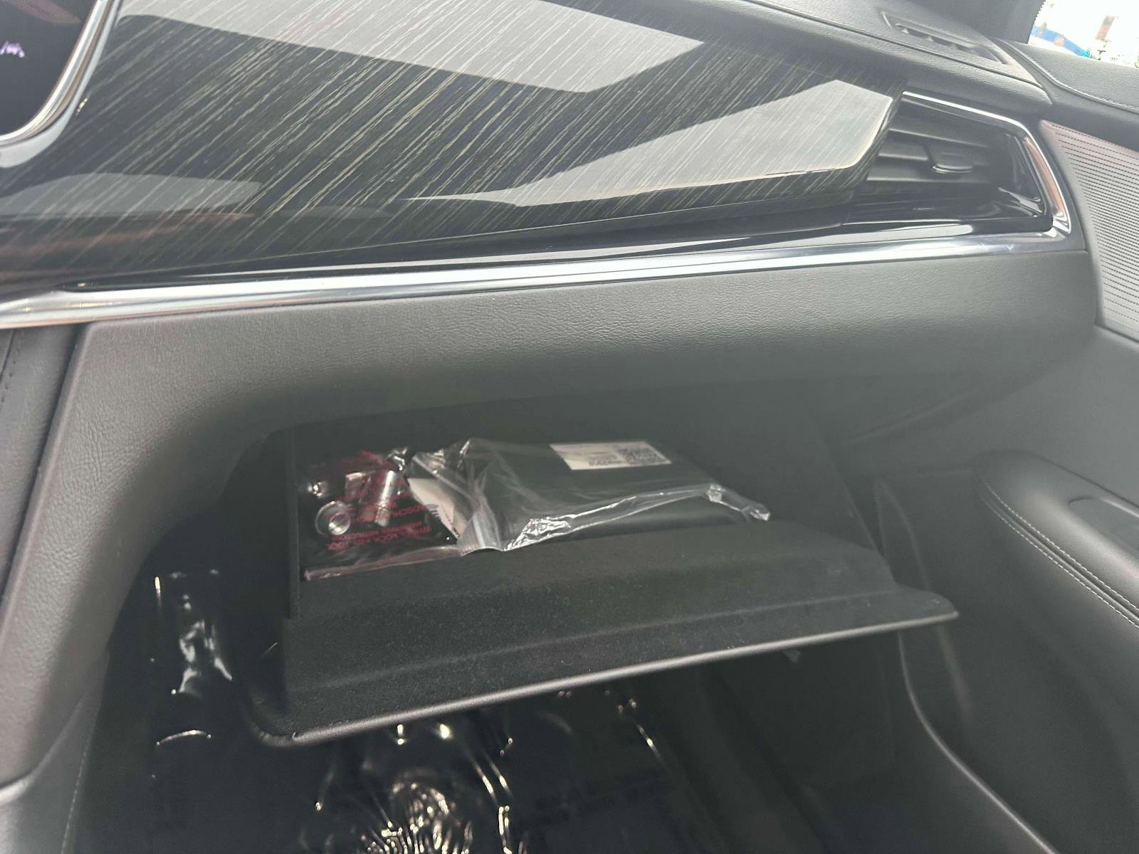 Used 2022 Cadillac XT6 Premium Luxury w/ Technology Package image 35