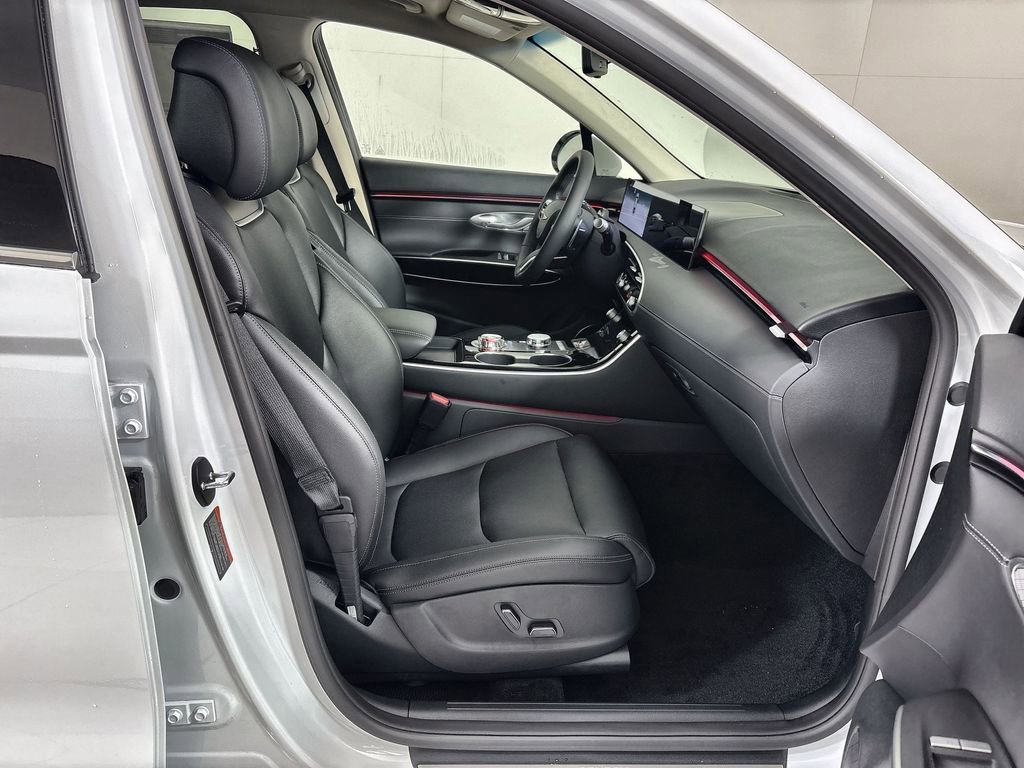 New 2026 Genesis GV70 2.5T AWD/4WD image 25