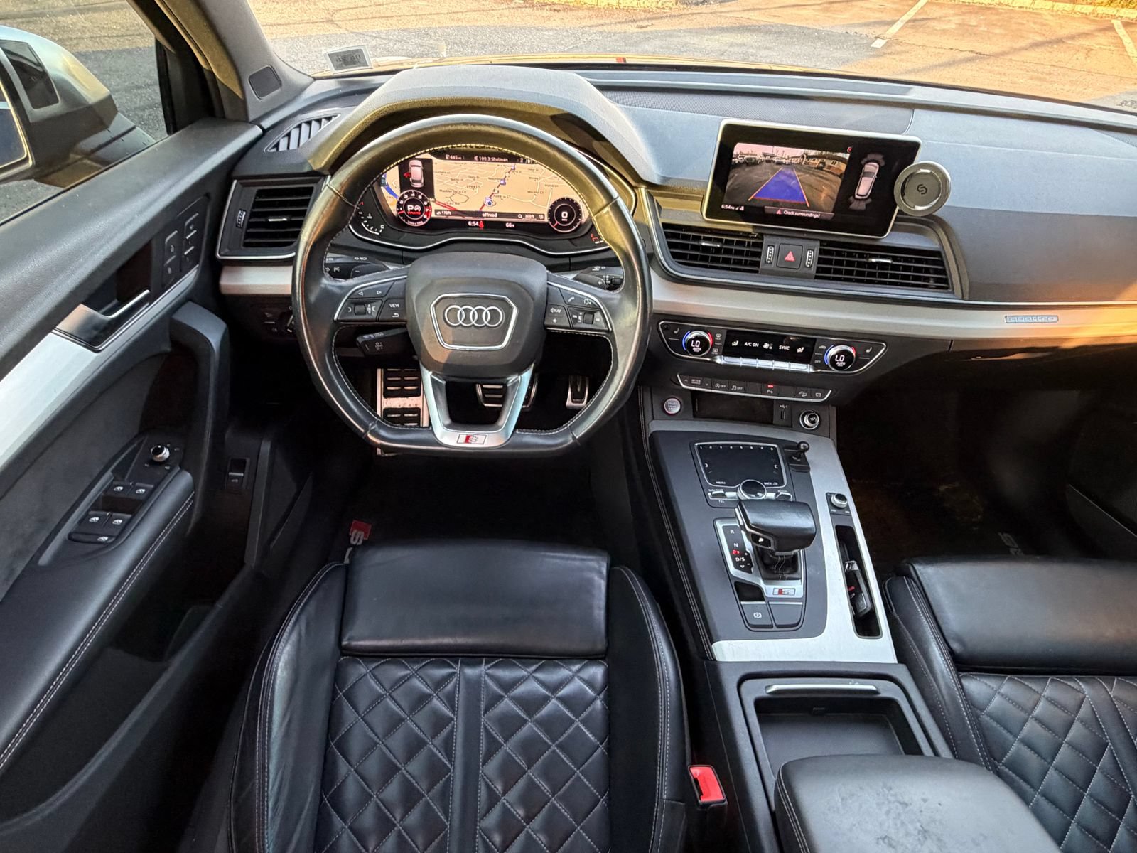 Used 2018 Audi SQ5 Premium Plus w/ Navigation Package AWD/4WD image 16