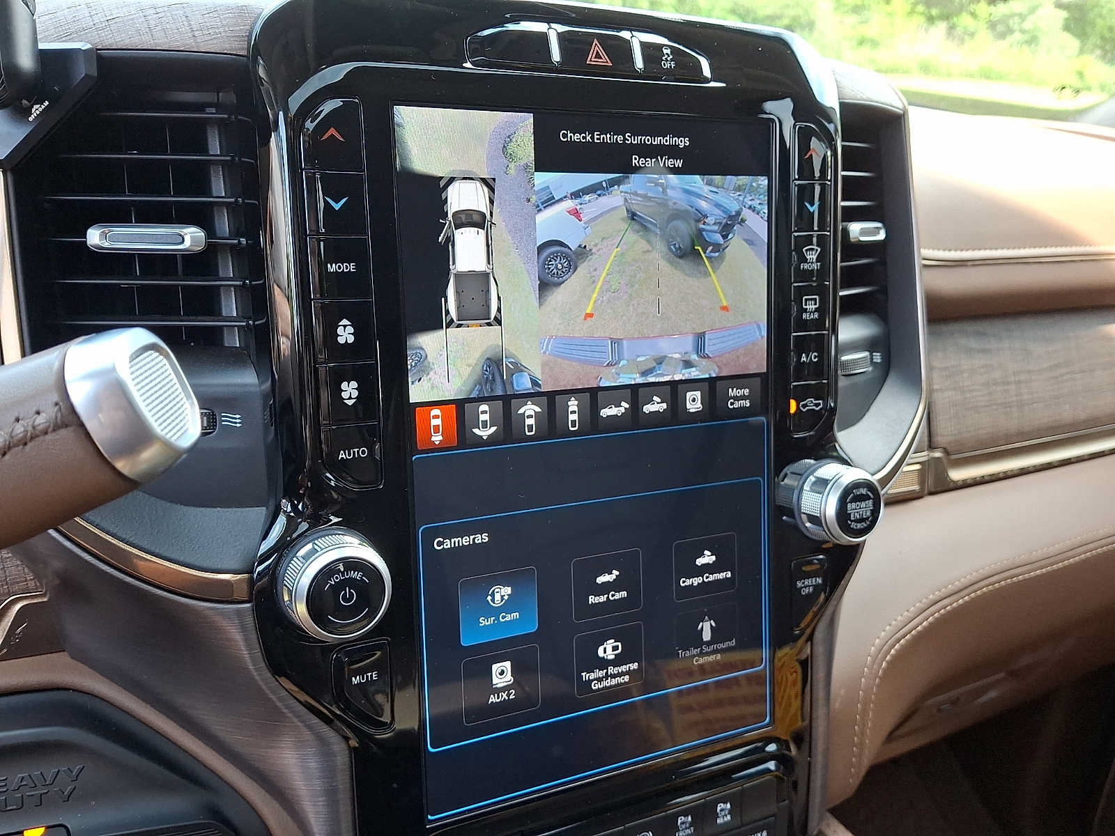 Used 2024 RAM 3500 Limited w/ Towing Technology Group AWD/4WD image 20
