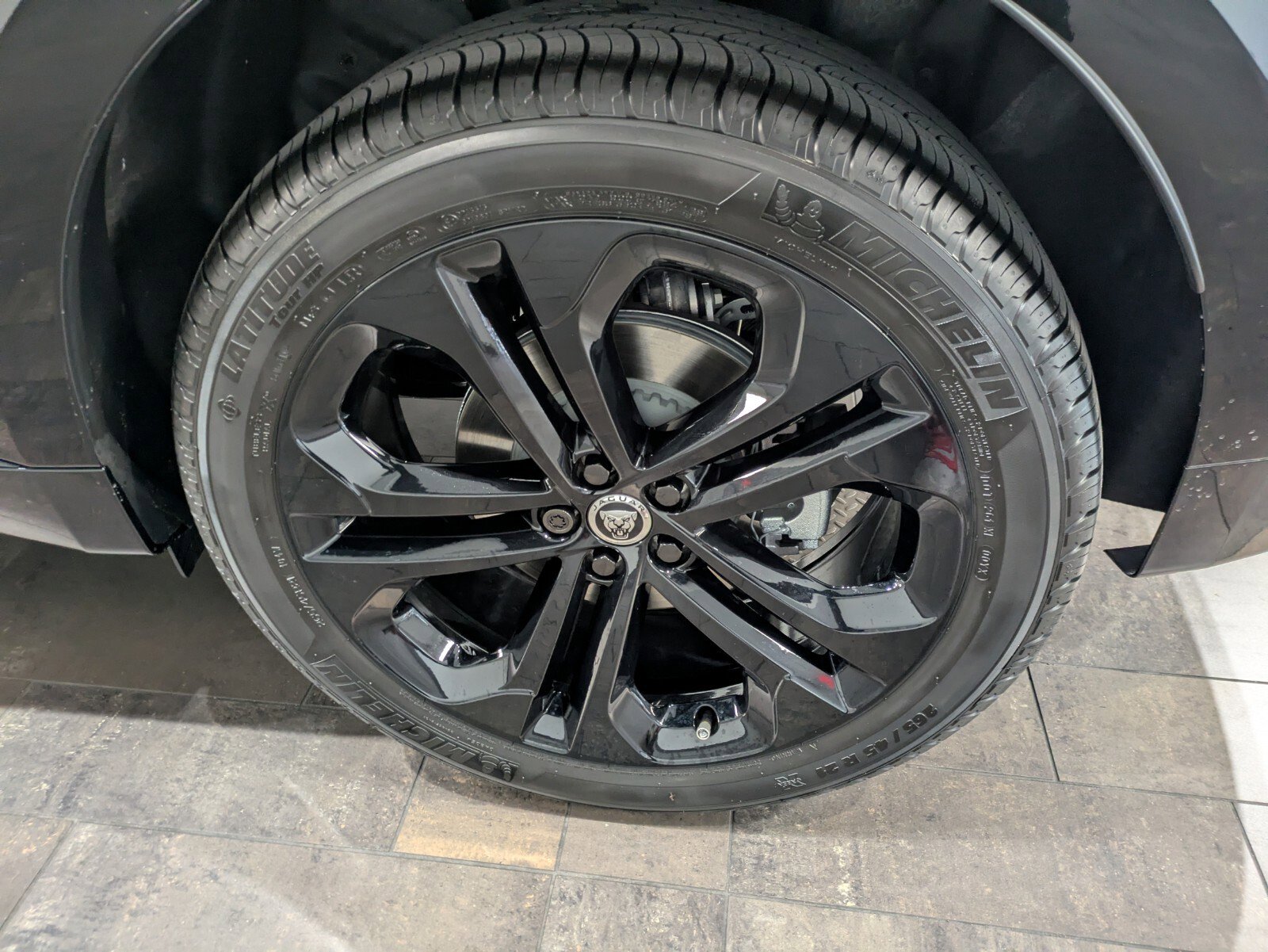 New 2026 Jaguar F-PACE R-Dynamic S AWD/4WD image 14
