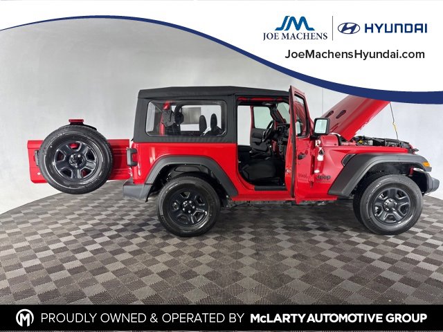 Used 2022 Jeep Wrangler Sport image 16