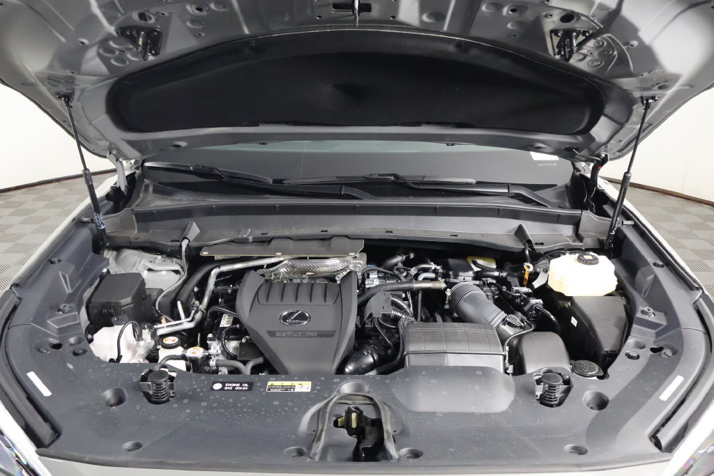 Certified 2026 Lexus TX 500h AWD w/ Technology Package image 16