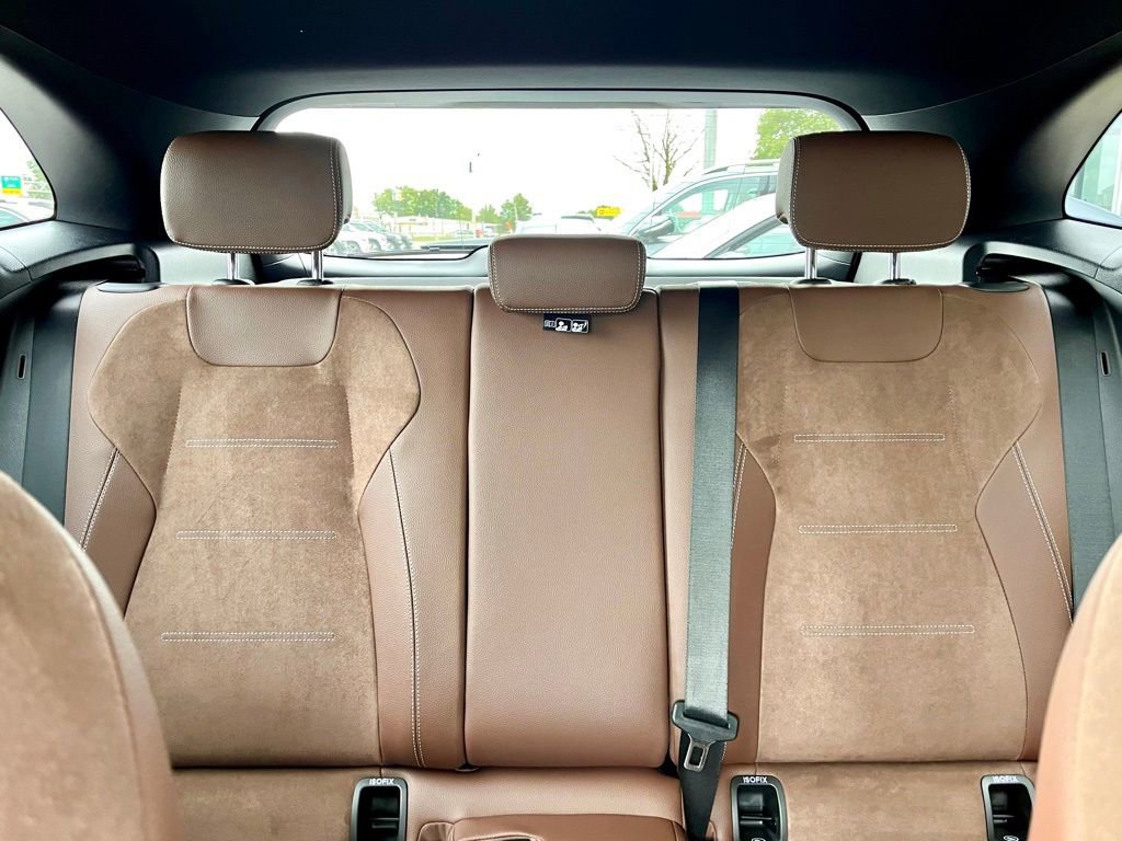 Certified 2025 Mercedes-Benz GLA 250 4MATIC image 53