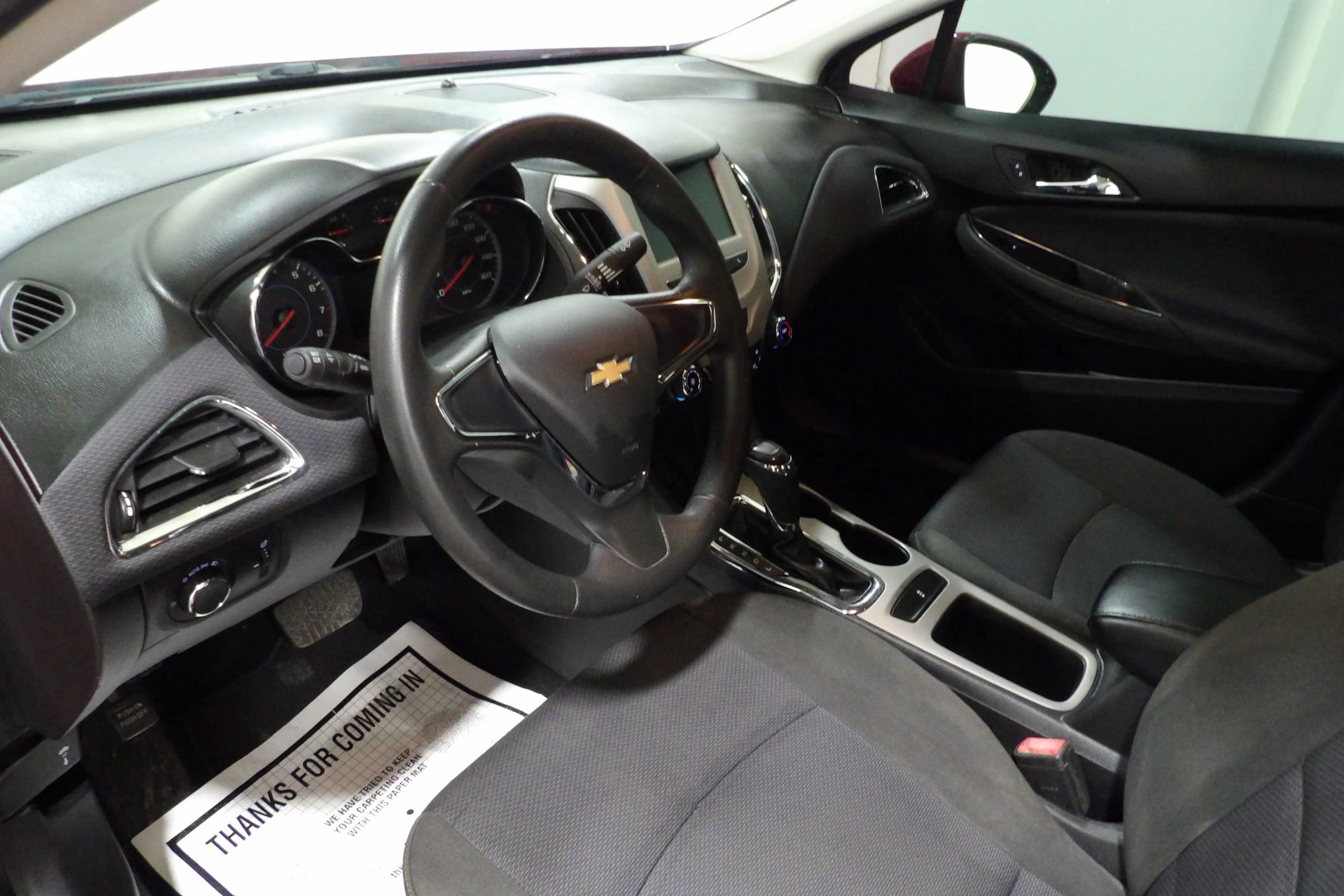 Used 2018 Chevrolet Cruze LS FWD image 8
