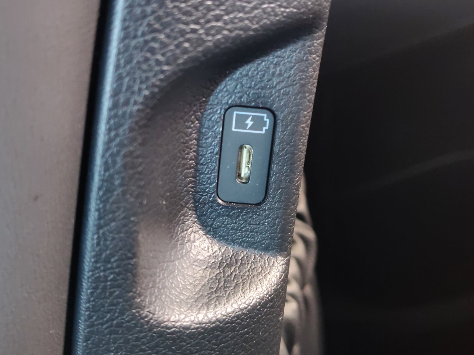 Used 2024 Hyundai Palisade SEL FWD image 36