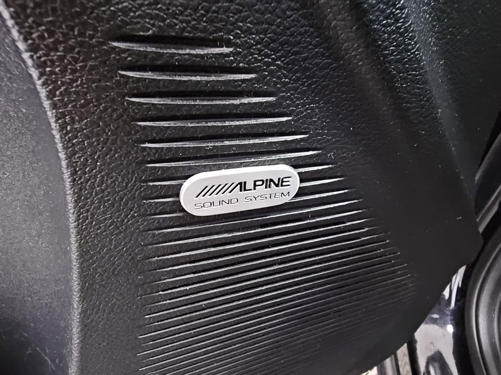 Used 2016 Dodge Challenger R/T image 32