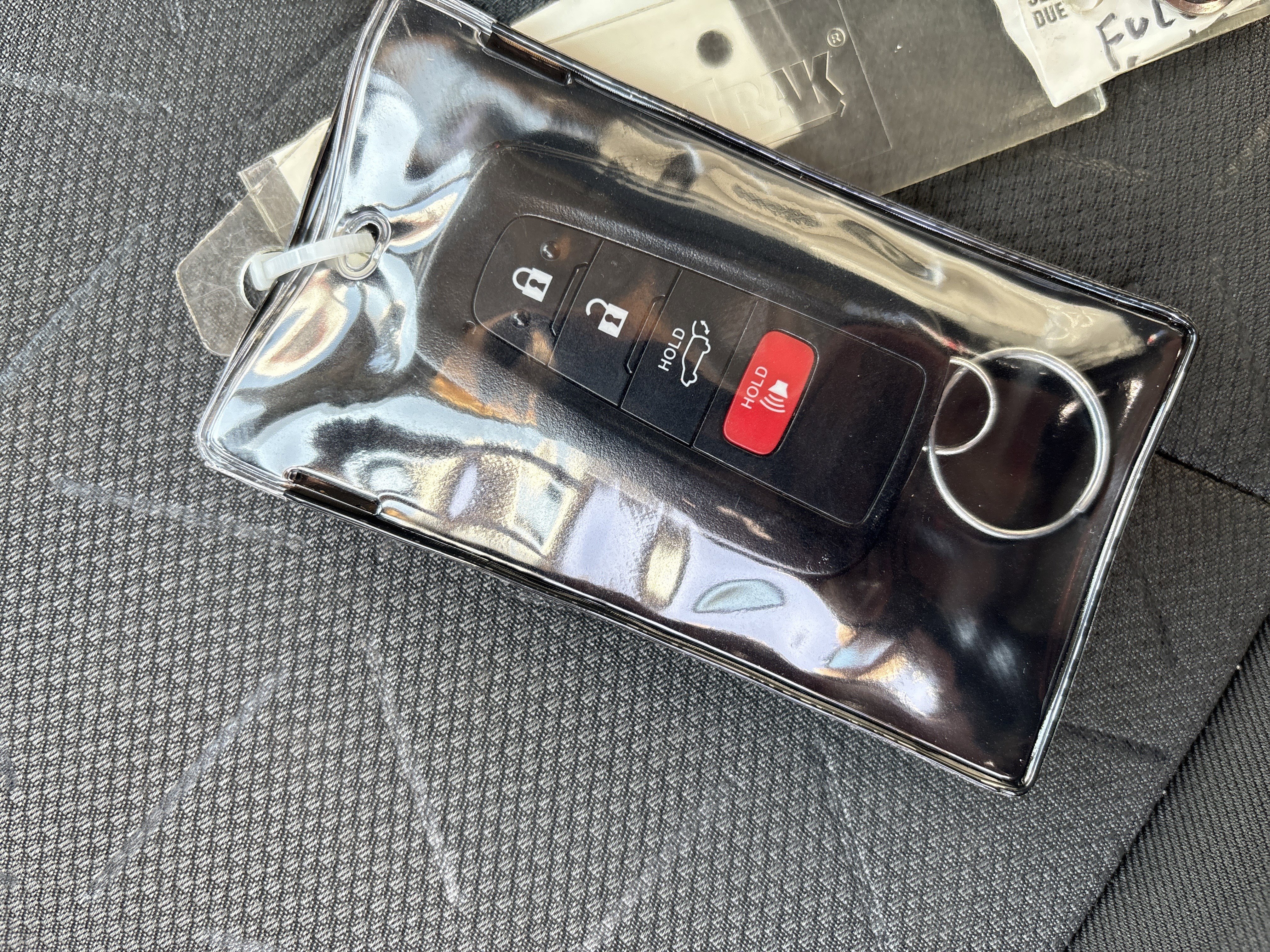 Used 2022 Toyota RAV4 XLE w/ Convenience Package AWD/4WD image 27