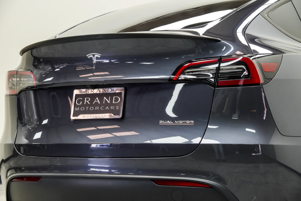 Used 2022 Tesla Model Y Performance AWD/4WD image 17