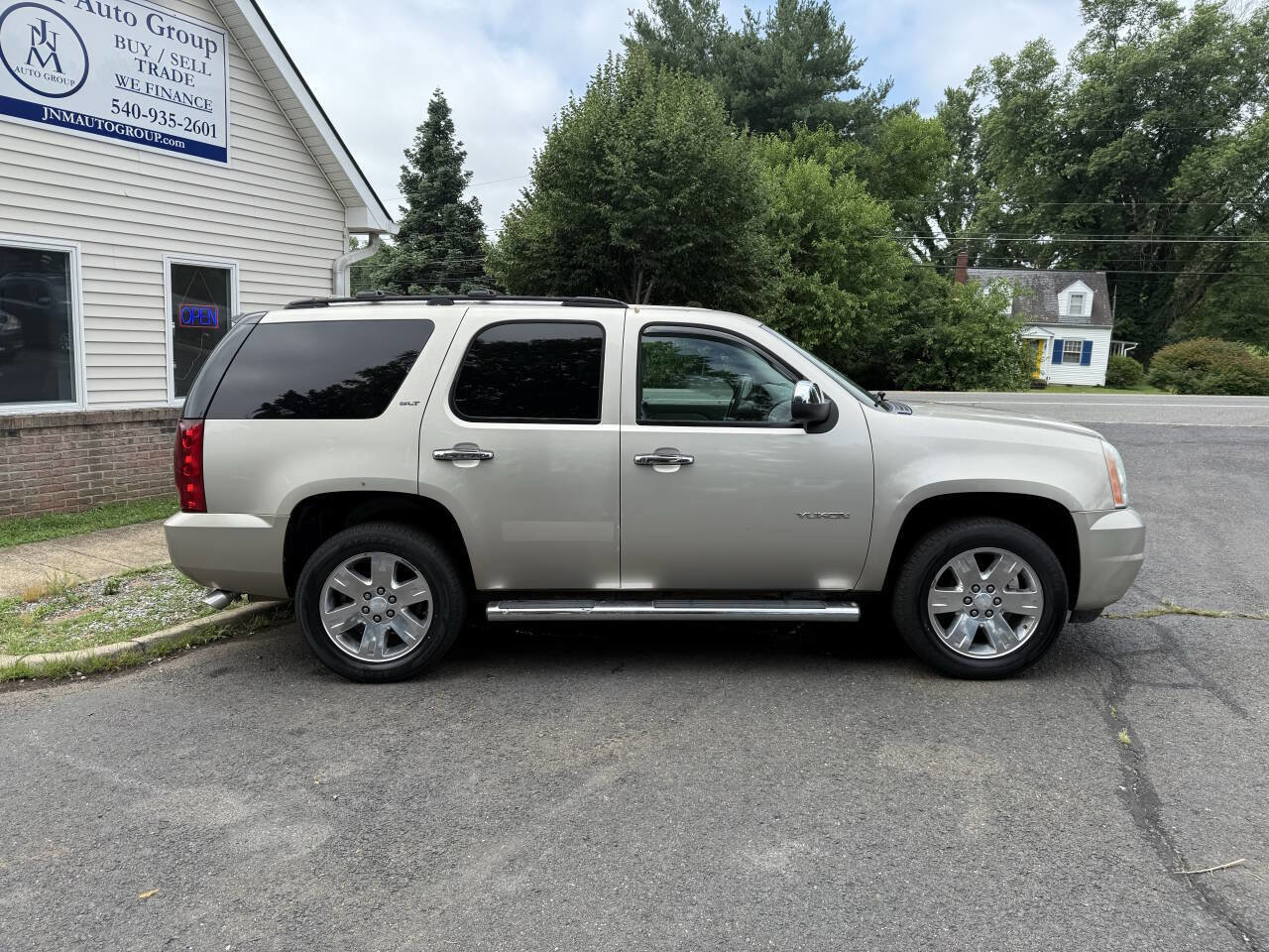 Used 2013 GMC Yukon SLT image 8