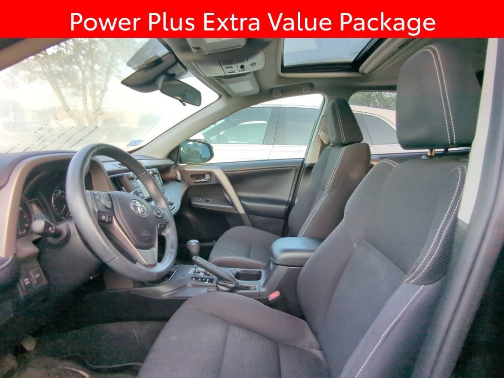 Used 2018 Toyota RAV4 XLE AWD/4WD image 6