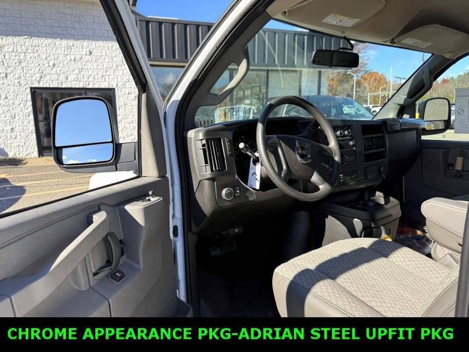 New 2025 GMC Savana 2500 w/ Chrome Appearance Package RWD image 13