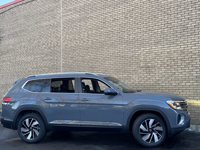 New 2026 Volkswagen Atlas SEL image 4