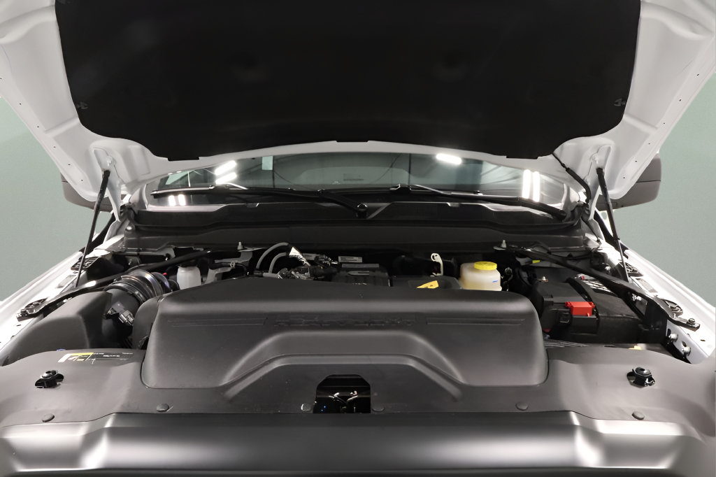 New 2026 RAM 3500 Tradesman AWD/4WD image 13