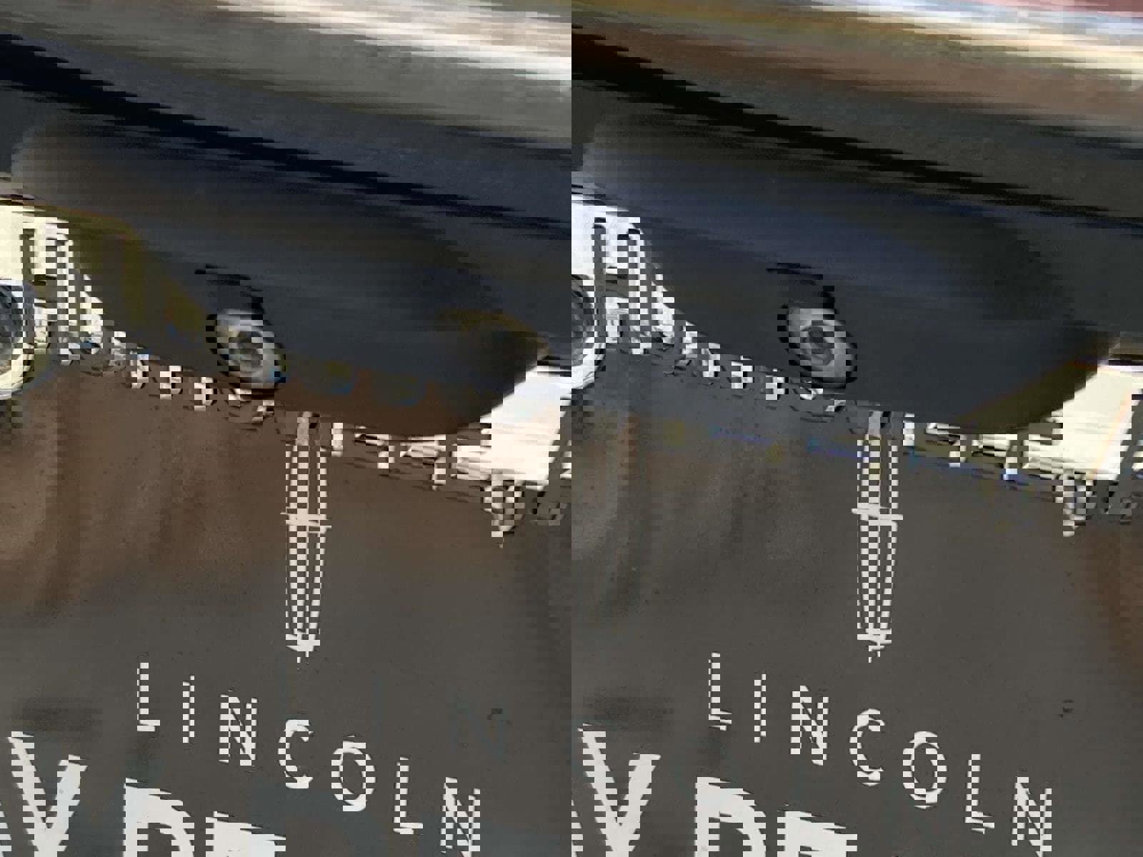 Used 2019 Lincoln Nautilus Select image 5