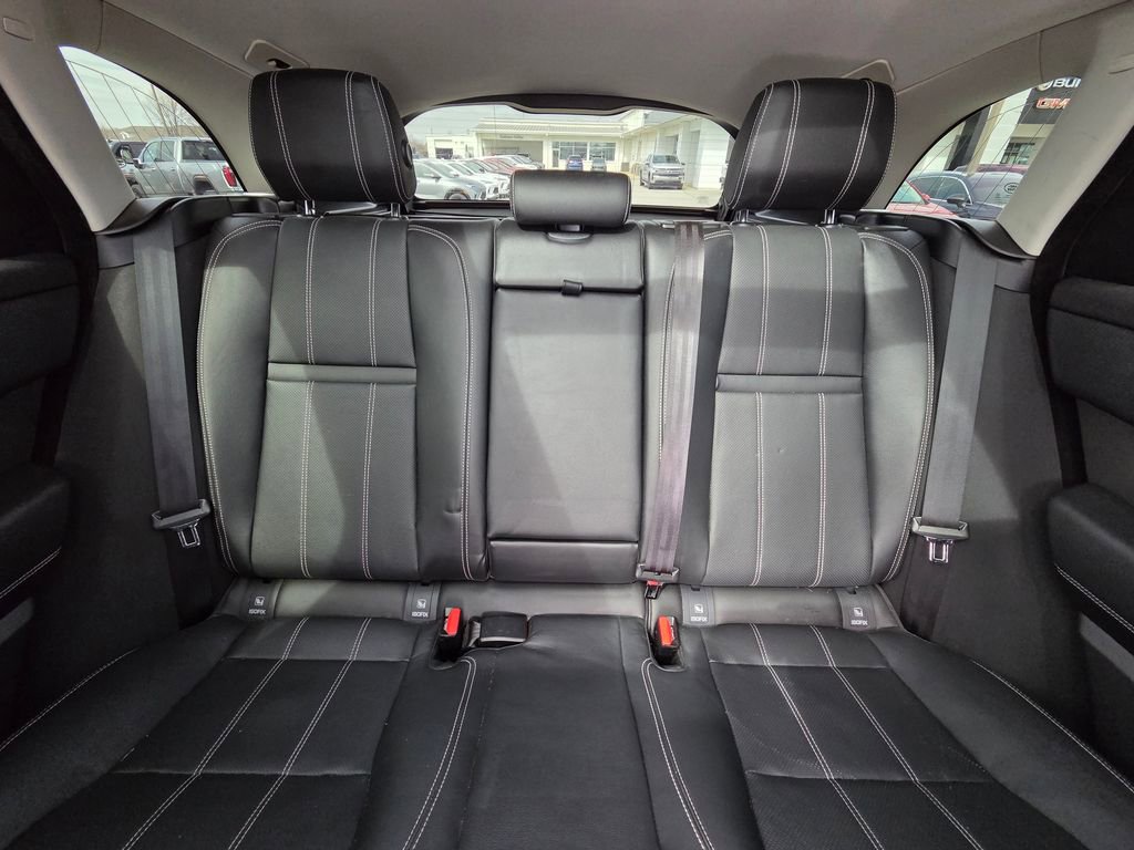 Used 2018 Land Rover Range Rover Velar S image 26