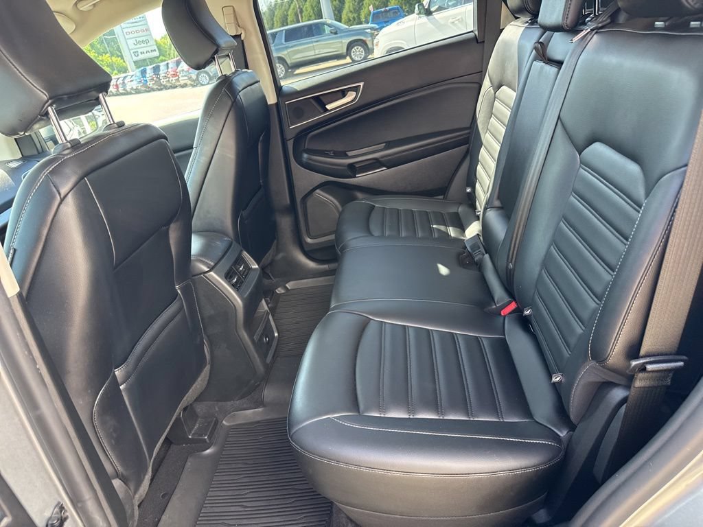 Used 2024 Ford Edge SEL AWD/4WD image 18