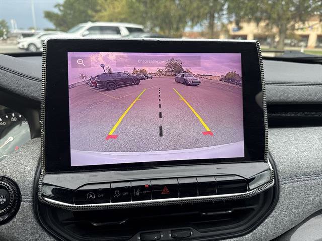 Used 2023 Jeep Compass Latitude image 48
