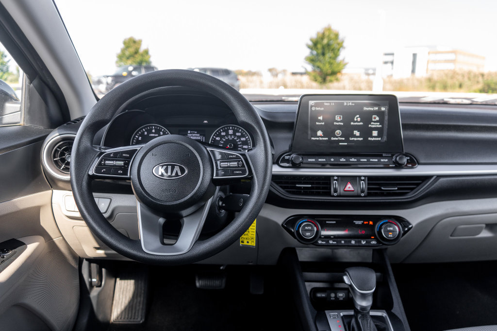 Used 2019 Kia Forte LXS FWD image 15
