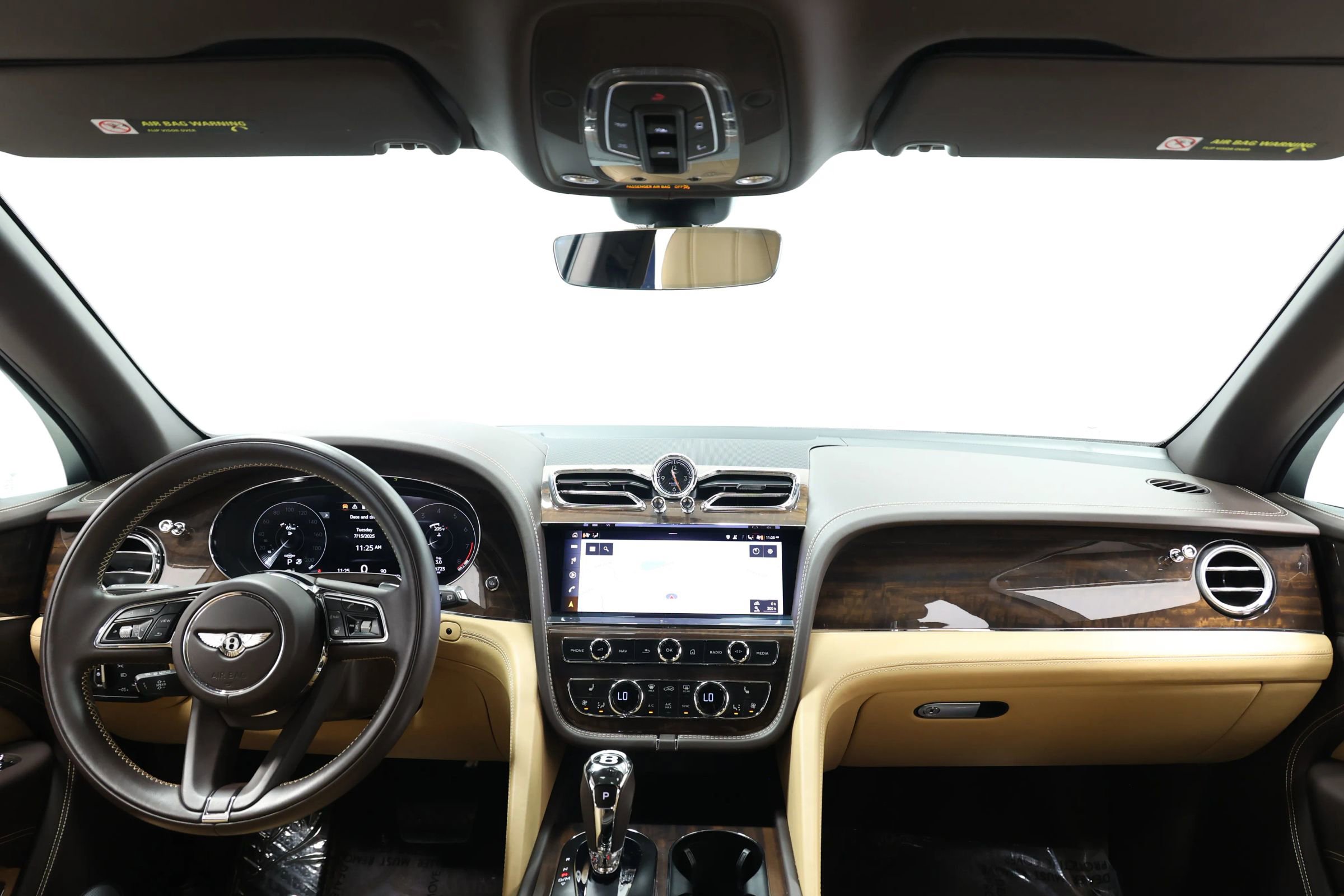 Used 2021 Bentley Bentayga AWD/4WD image 47