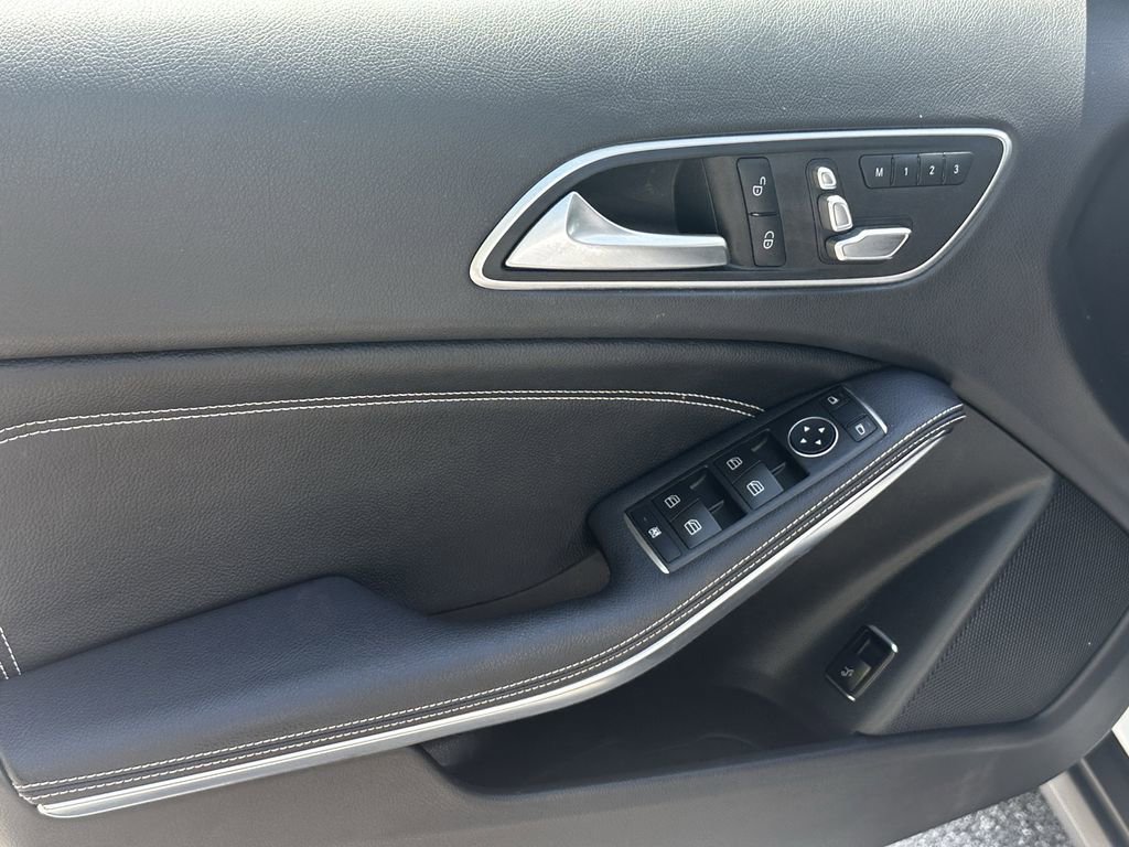 Certified 2020 Mercedes-Benz GLA 250 image 11