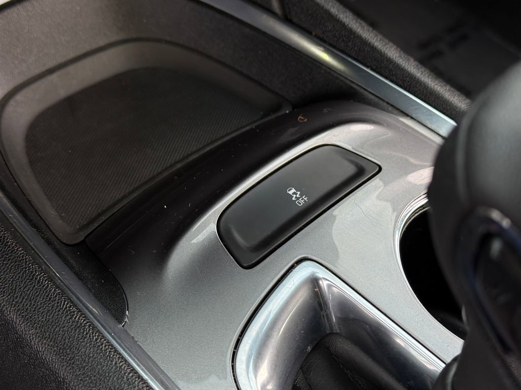 Used 2023 Chevrolet Malibu LT image 27