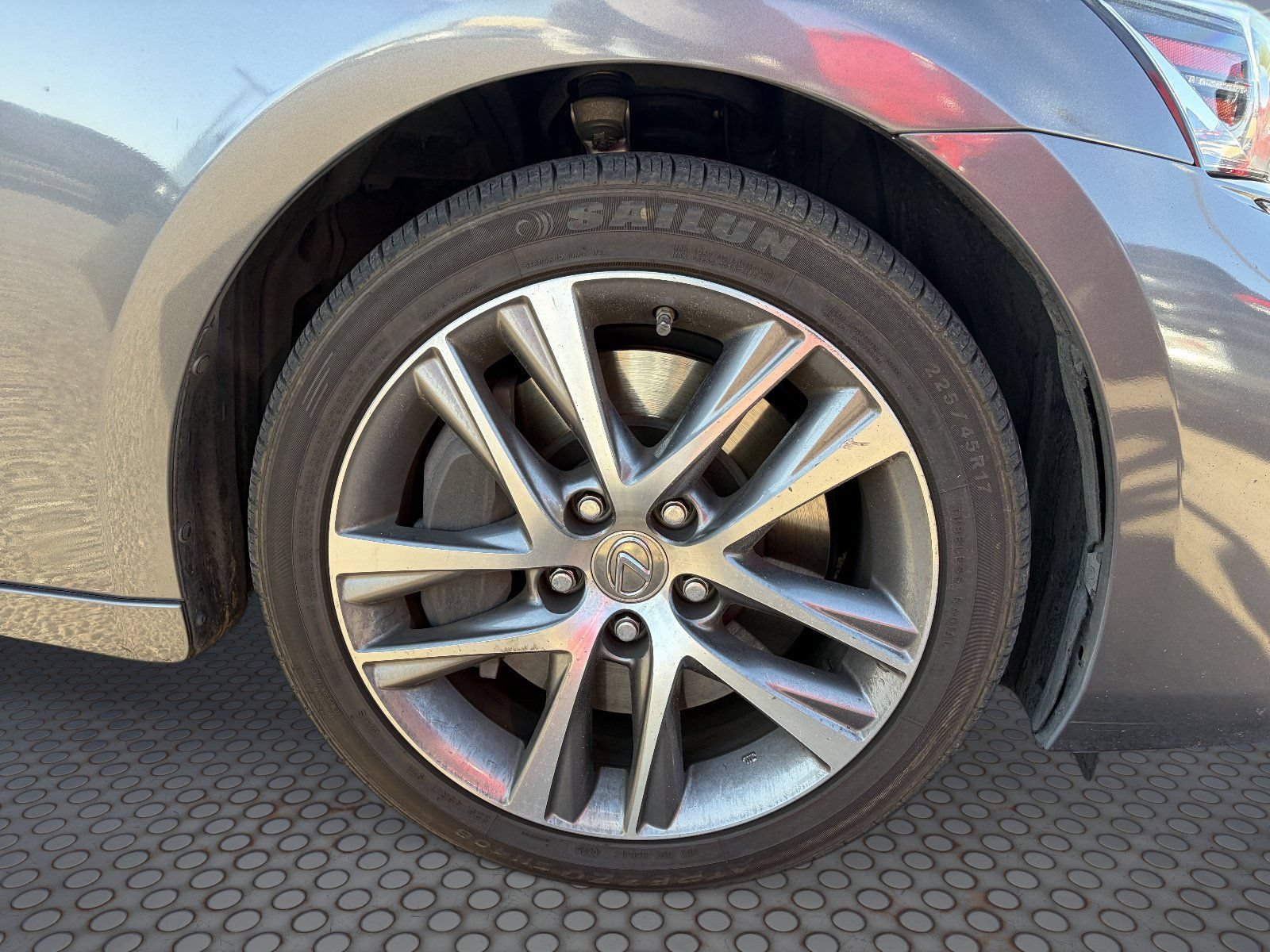 Used 2020 Lexus IS 300 RWD image 10