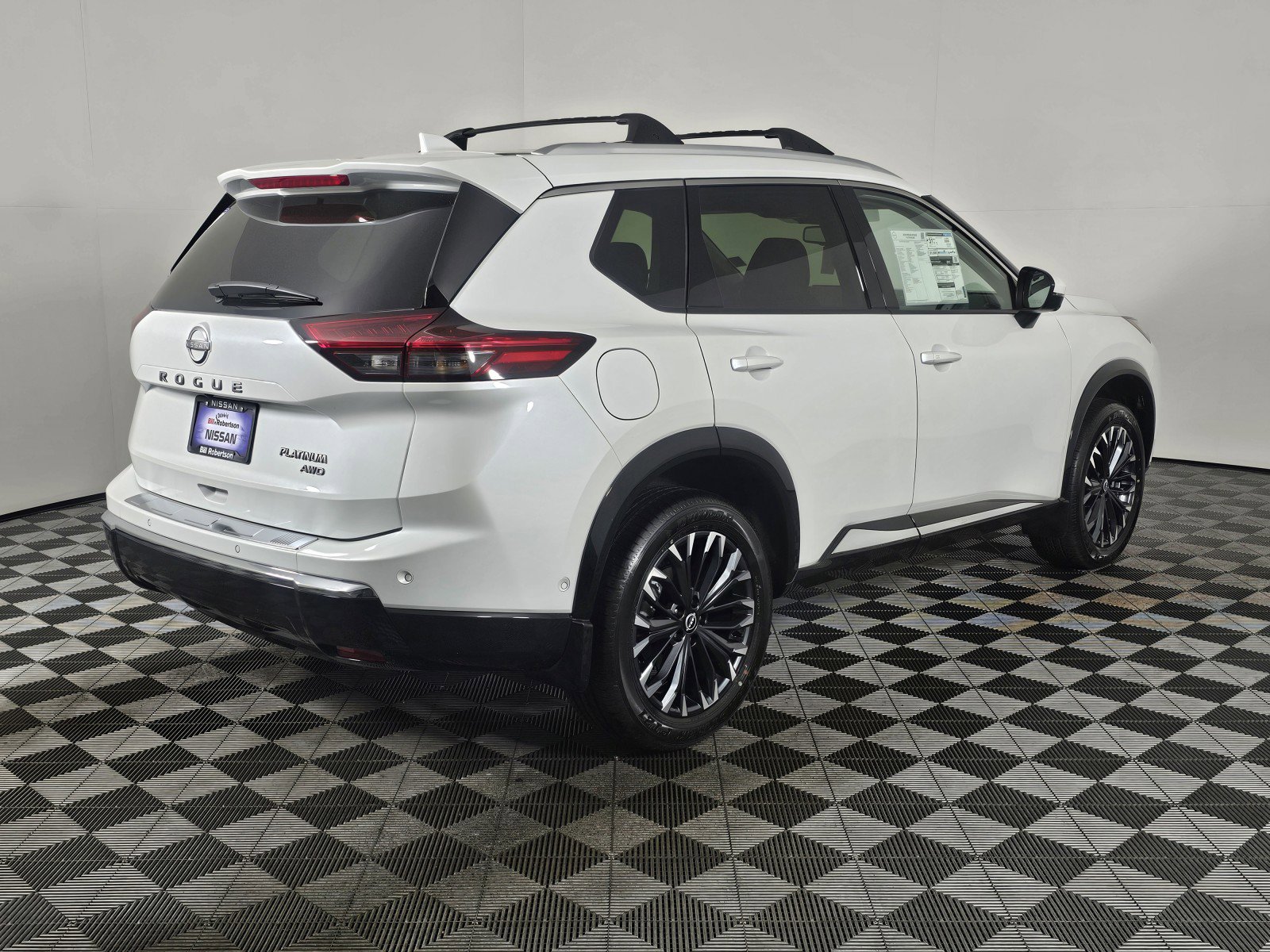 New 2026 Nissan Rogue Platinum image 3