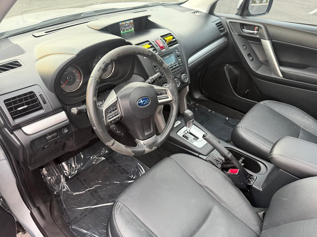 Used 2015 Subaru Forester 2.5i Limited AWD/4WD image 11