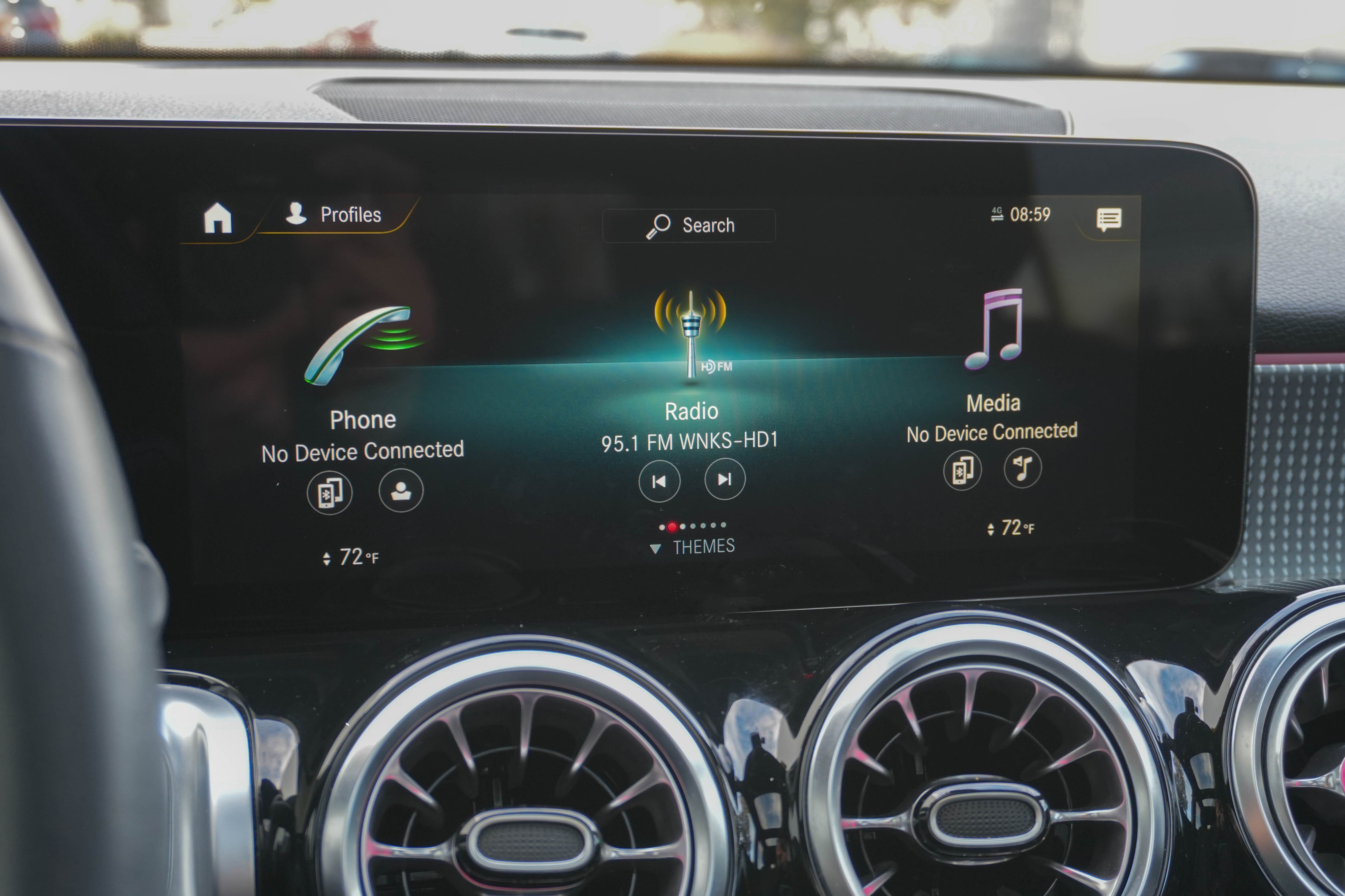 Used 2022 Mercedes-Benz GLB 250 4MATIC image 24