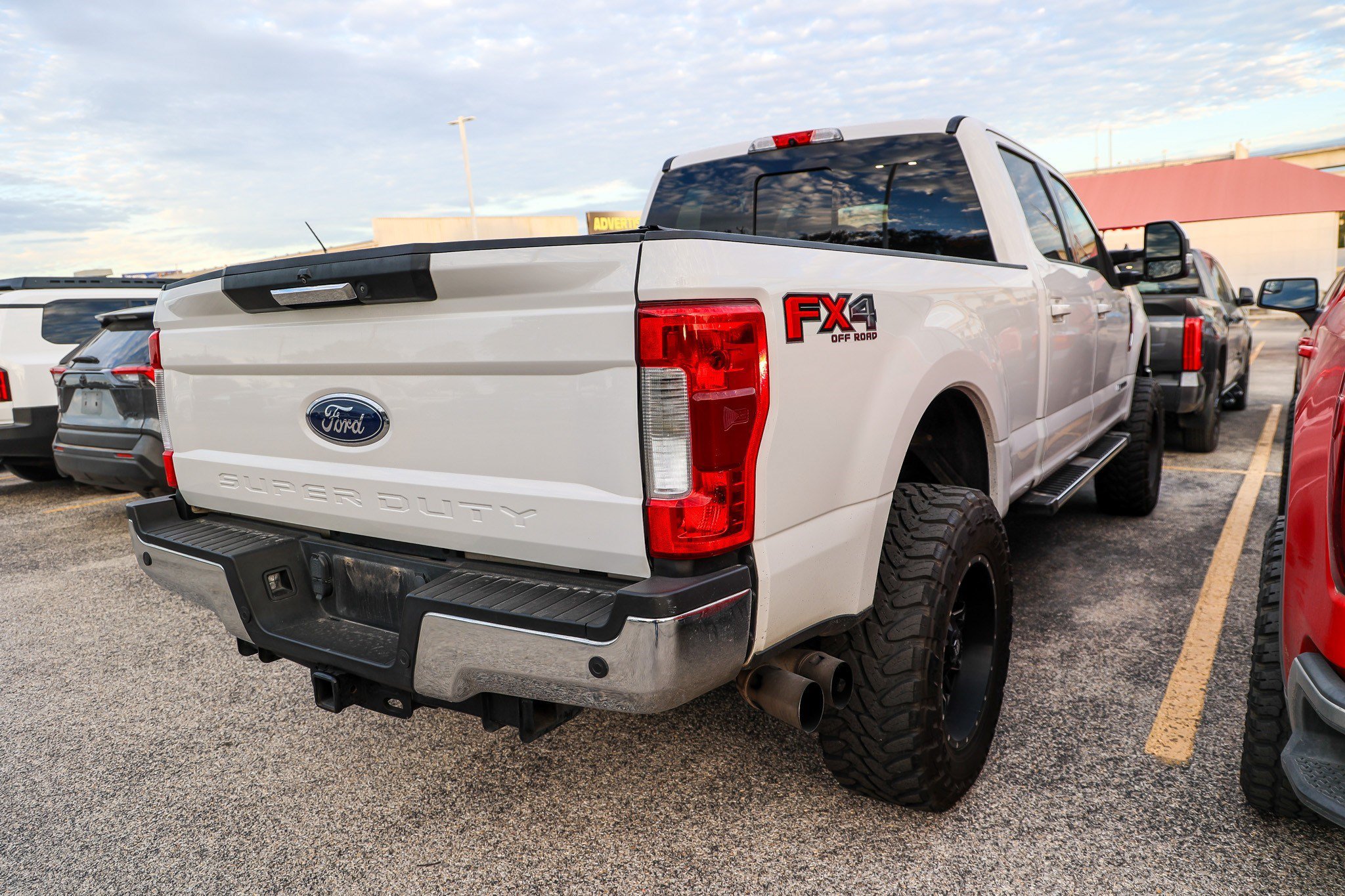 Used 2019 Ford F250 Lariat w/ Lariat Value Package AWD/4WD image 7