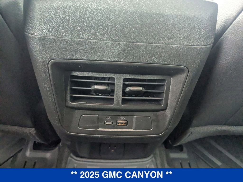 New 2025 GMC Canyon Denali image 30
