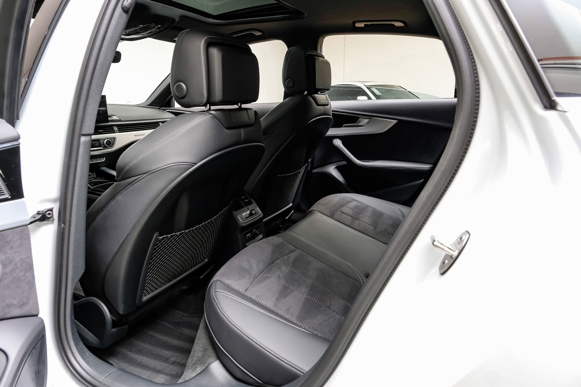 Used 2024 Audi A4 2.0T Premium Plus w/ Premium Plus Package image 42