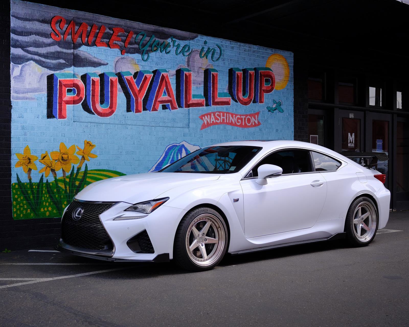 Used 2015 Lexus RC F w/ Premium Package RWD image 2