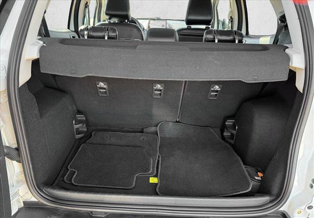 Used 2021 Ford EcoSport SES image 8