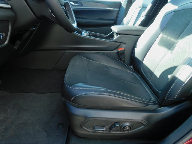 New 2026 Jeep Grand Cherokee Altitude AWD/4WD image 10