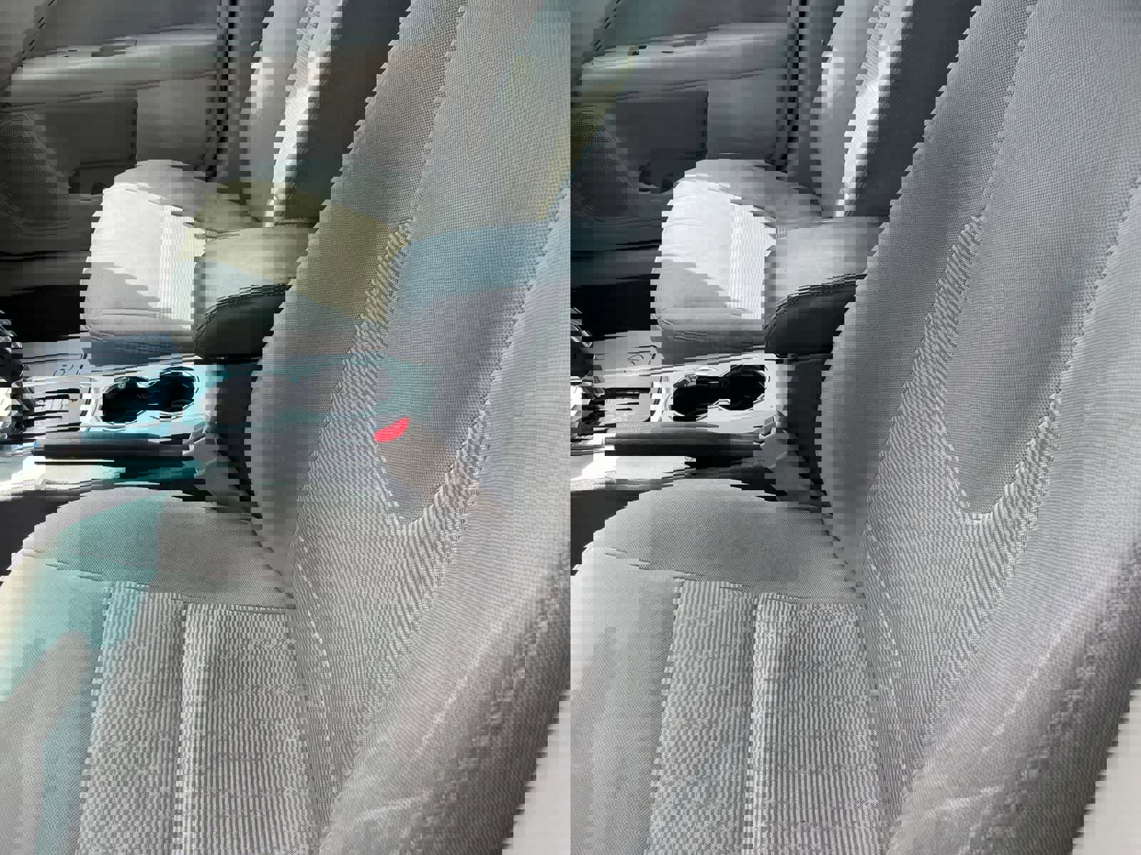 Used 2011 Ford Fusion SE FWD image 21