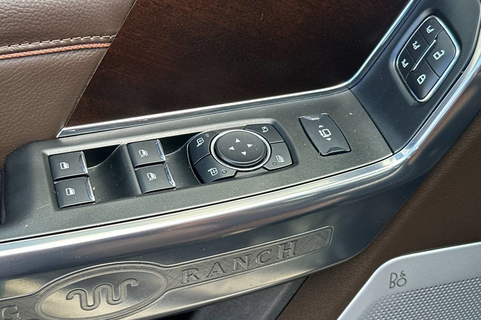 Used 2025 Ford F250 King Ranch AWD/4WD image 13