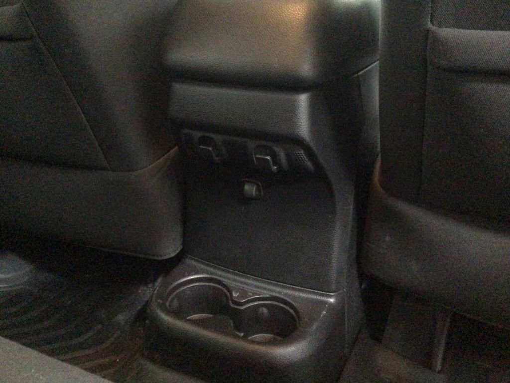 Used 2016 Jeep Wrangler Unlimited Sport w/ Connectivity Group image 27