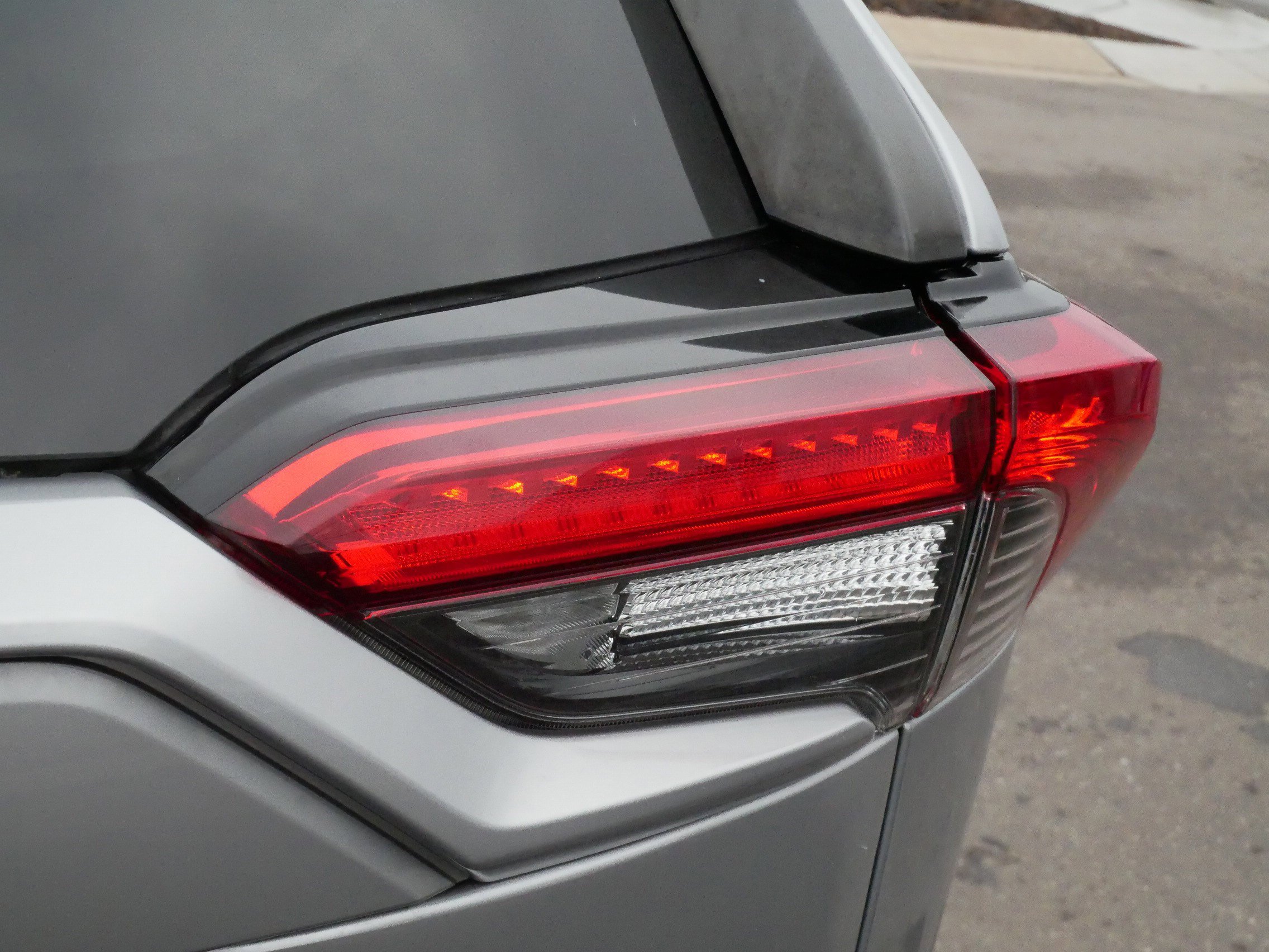 Used 2019 Toyota RAV4 LE w/ All Weather Liner Package image 17