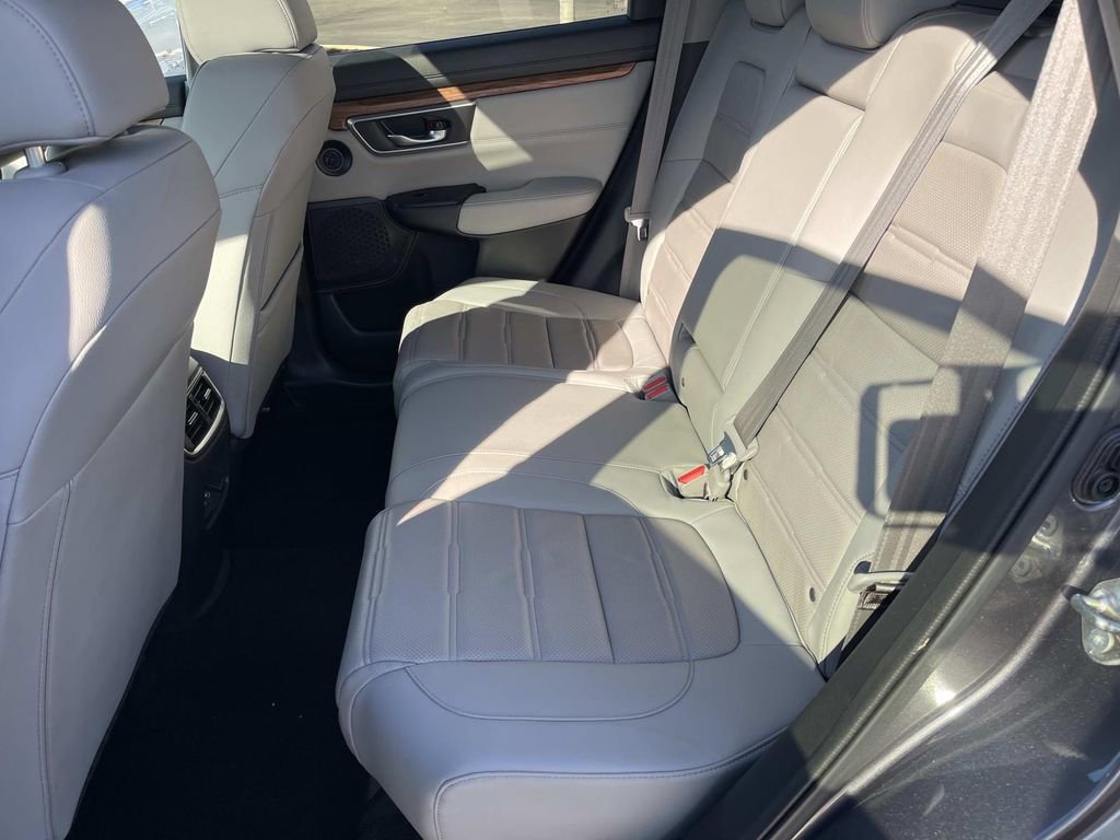 Used 2018 Honda CR-V Touring image 18
