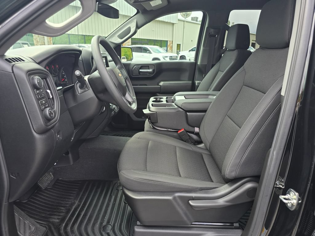 New 2026 Chevrolet Silverado 1500 W/T w/ WT Value Package AWD/4WD image 4