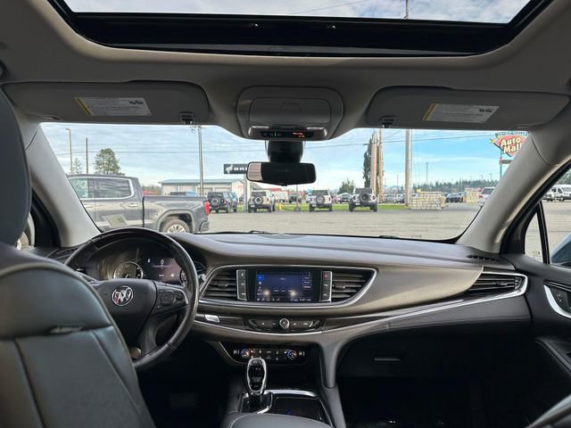 Used 2021 Buick Enclave Avenir w/ Avenir Technology Package image 23